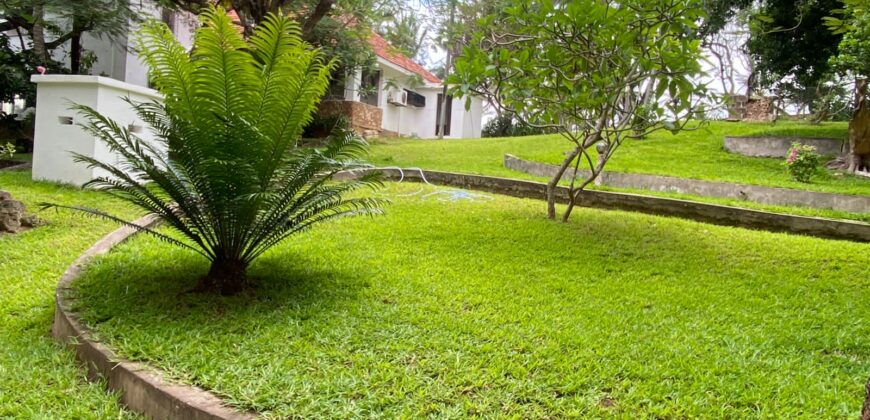 Luxurious 5-Bedroom Beachfront Villa in Malindi