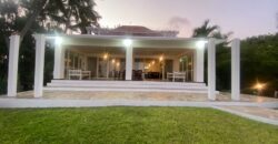 Luxurious 5-Bedroom Beachfront Villa in Malindi