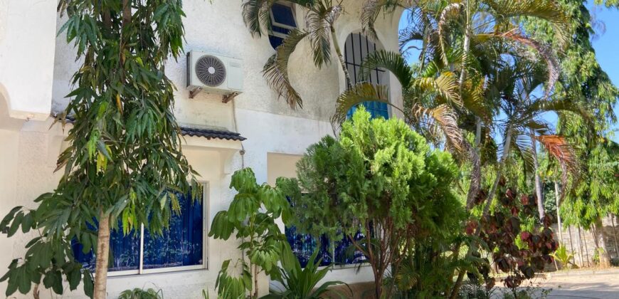 Spacious 4 Tiered 3 bedroom Spanish House
