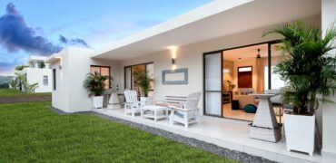 Luxury 3 bedroom Bungalows with Excelllent finishes near the beach