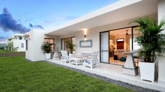 Luxury 3 bedroom Bungalows with Excelllent finishes near the beach