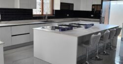 Luxury 3 bedroom Villa Near The Beach