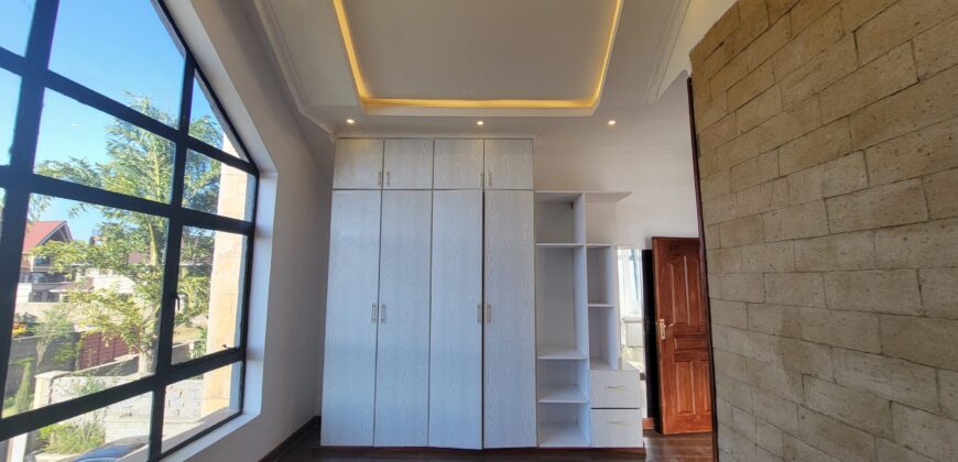 Elegant 4 bedroom All On suite House For Sale in Kiambu Juja