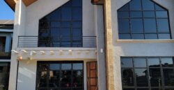 Elegant 4 bedroom All On suite House With Excellent Finishes