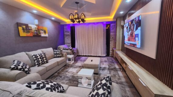 Luxury Spacious 3 bedroom Apartment Facing The Sea