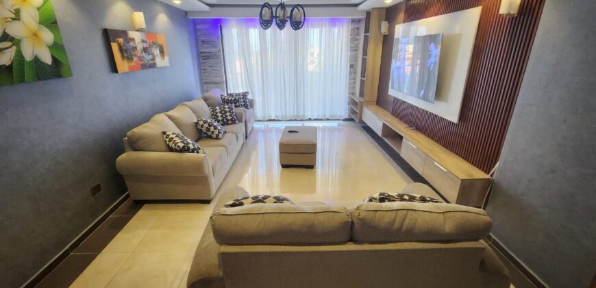 Luxury Spacious 3 bedroom Apartment Facing The Sea