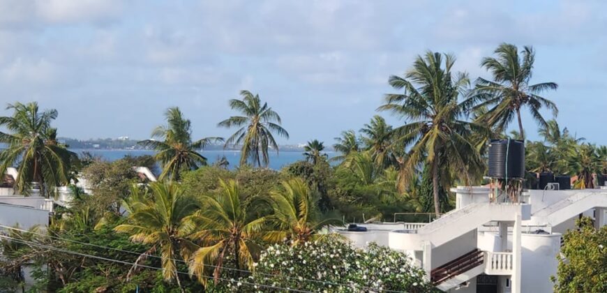 Luxury Spacious 3 bedroom Apartment Facing The Sea