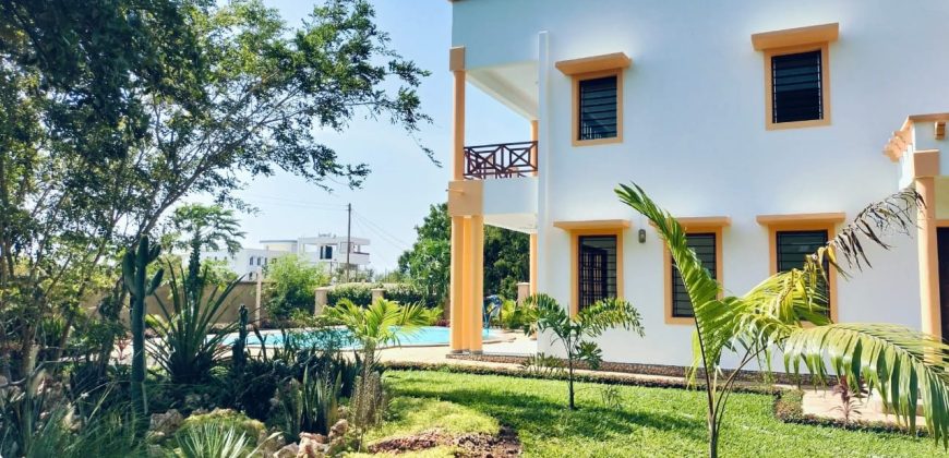 Modern Luxurious 3 bedroom House in Diani – Kenya