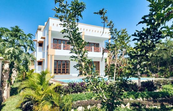 Modern Luxurious 3 bedroom House in Diani – Kenya