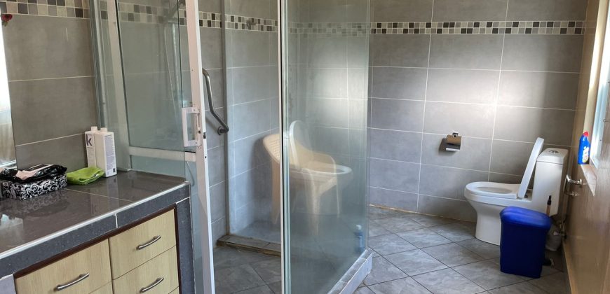 Clean Elegant 3 bedroom House near the Beach