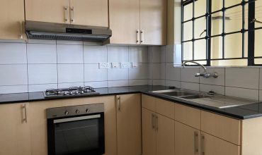 Tastefully finished 2 bedroom all En-suite Apartment