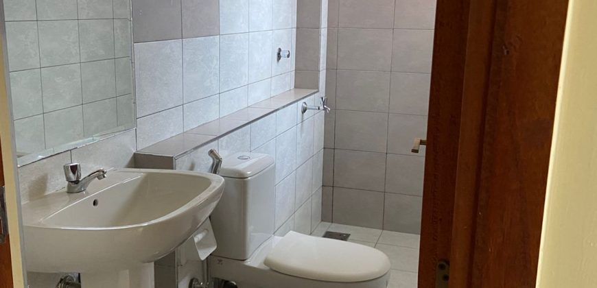 Tastefully finished 2 bedroom all En-suite Apartment