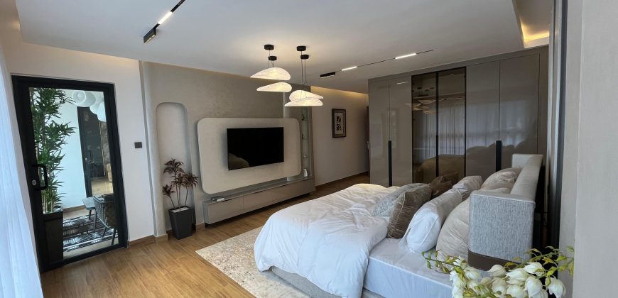 Luxury Duplexes and Apartments