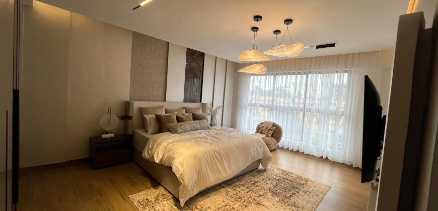 Luxury Duplexes and Apartments