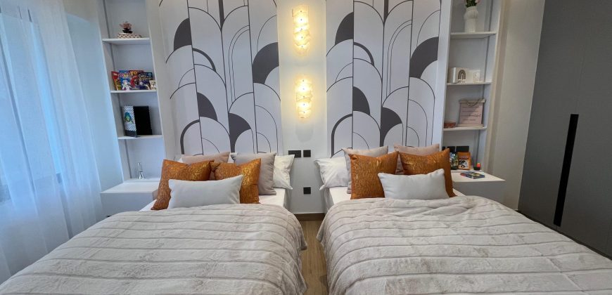 Luxury Duplexes and Apartments