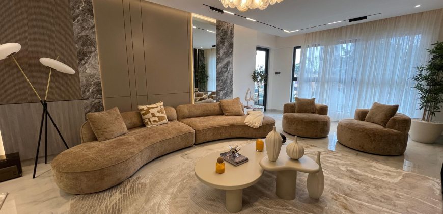 Luxury Duplexes and Apartments