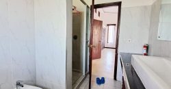 Exquisite 4 bedroom All Ensuite House with a Swimming Pool