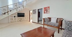 Exquisite 4 bedroom All Ensuite House with a Swimming Pool