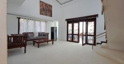 Exquisite 4 bedroom All Ensuite House with a Swimming Pool