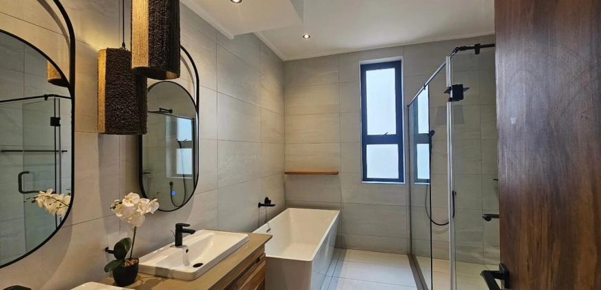 Luxurious Four Bedroom Apartments in a Gated Community
