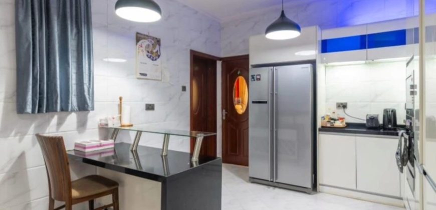 5 Bedroom Plus Dsq Townhouse