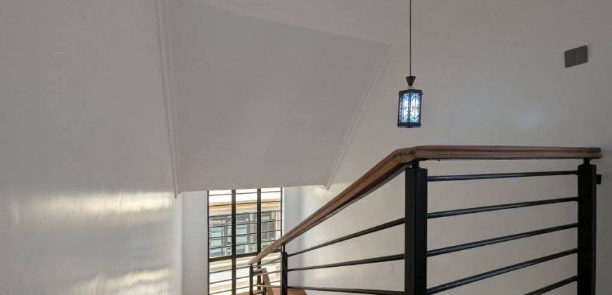 Brand New Ultra Modern 4 Bedroom House