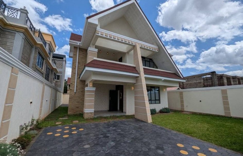 Brand New Ultra Modern 4 Bedroom House