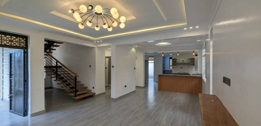 Brand New Ultra Modern 4 Bedroom House