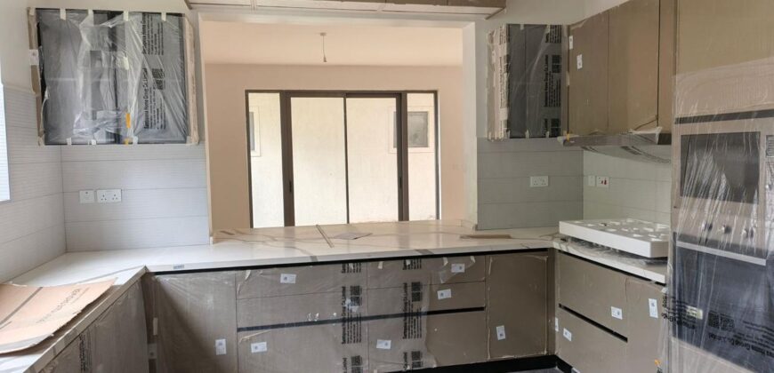 Luxurious Modern 6 Bedroom All En-suite Villas