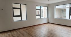 Luxurious Modern 6 Bedroom All En-suite Villas