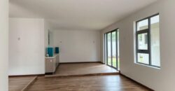 Luxurious Modern 6 Bedroom All En-suite Villas