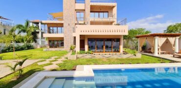 Luxury 5 Bedroom Villa in Diani Kenya