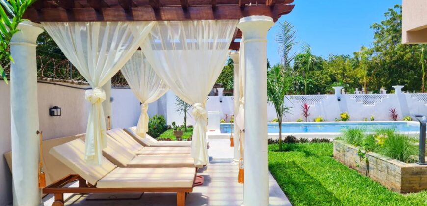 Luxury 5 Bedroom Villa in Diani Kenya