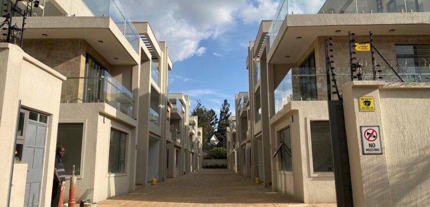 New Ready to Move in Luxury Villa in Lavington