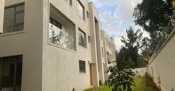 New Ready to Move in Luxury Villa in Lavington