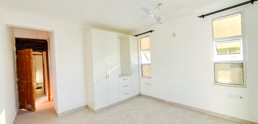Beatiful 3 Bedroom Penthouse facing the beach in Malindi