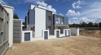 Luxury 5 Bedroom Townhouse