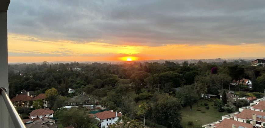 Elegant Spacious all on suite 4 Bedroom Apartment