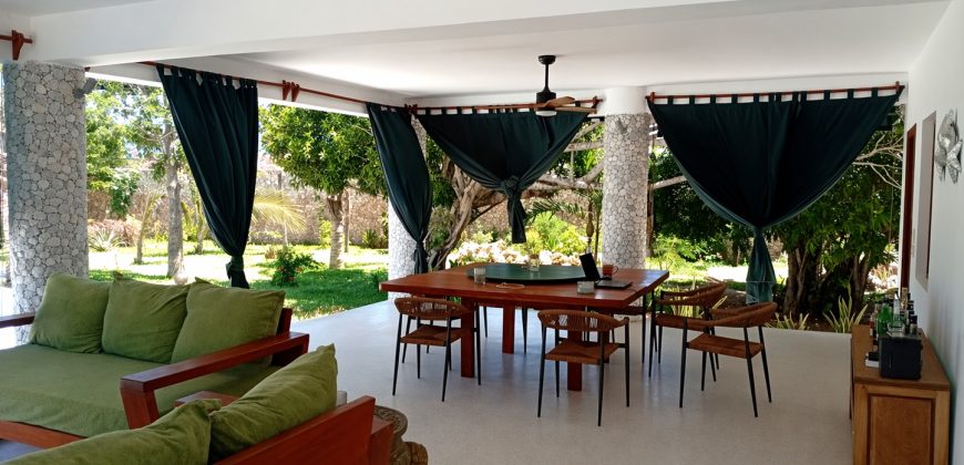 Exclusive Beach Villa for sale in Watamu Kenya