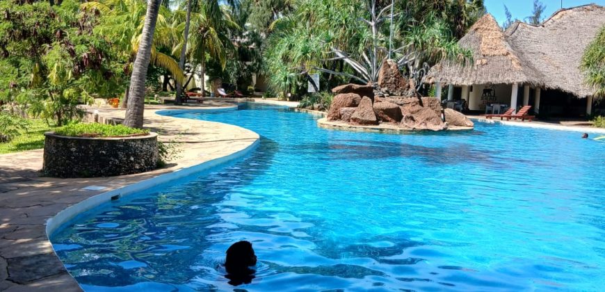 Beautiful Furnished 3 Bedroom Home Near the Beach for sale