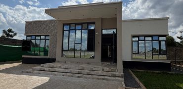 Modern Contemporary 3 Bedroom Bungalows