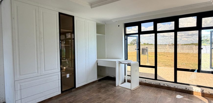 Modern Contemporary 3 Bedroom Bungalows