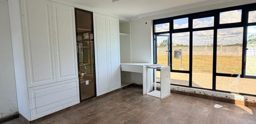 Modern Contemporary 3 Bedroom Bungalows