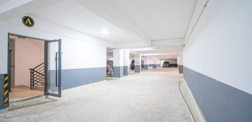 3 Bedroom Furnished Apartment With Sq