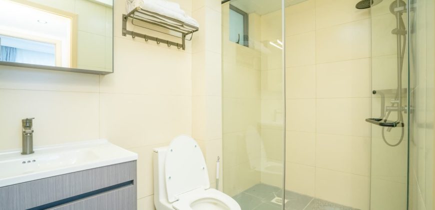 3 Bedroom Furnished Apartment With Sq