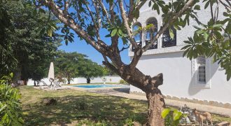 Luxury 5 bedroom House First Row – Diani Beach