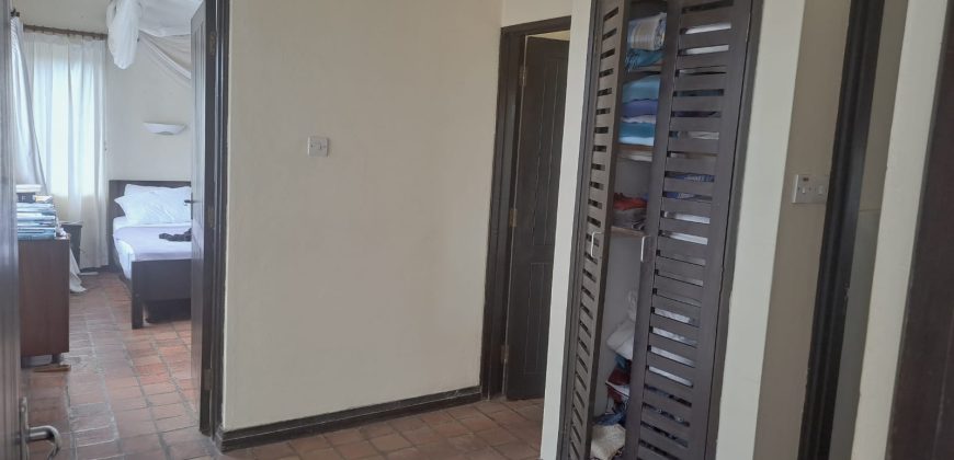 Luxury 5 bedroom House First Row – Diani Beach